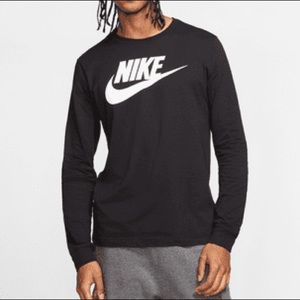 Nike long sleeve t-shirt